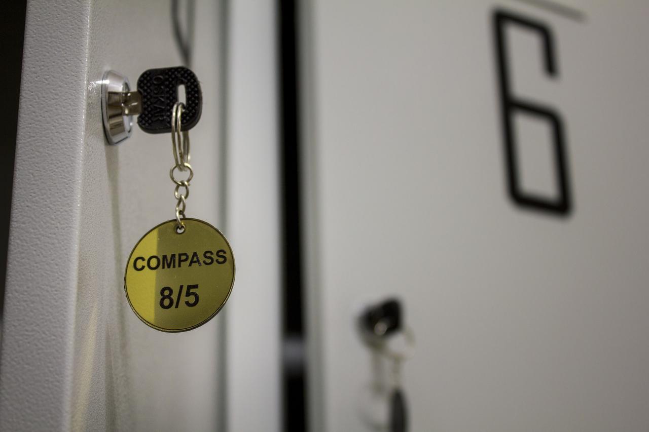 Compass Hostel Bishkek Exterior photo